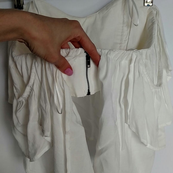 Renamed white crop top - Picture 6 of 8